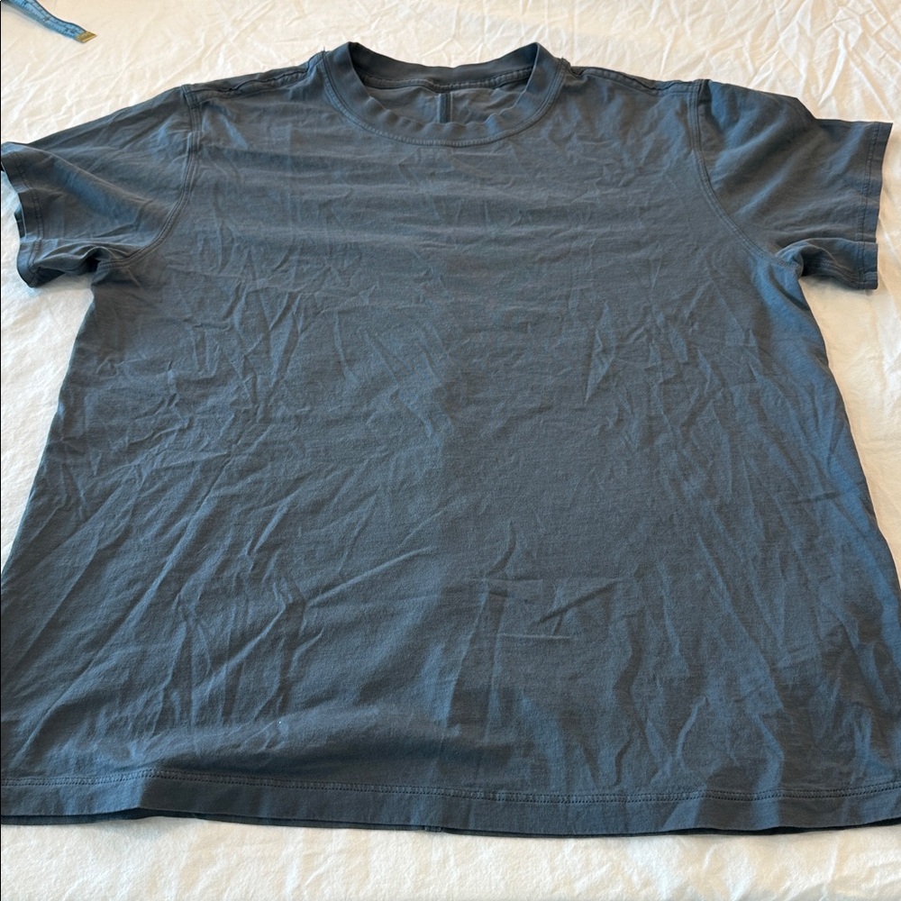 lululemon All Yours Tee - Oil Grey - Size 6